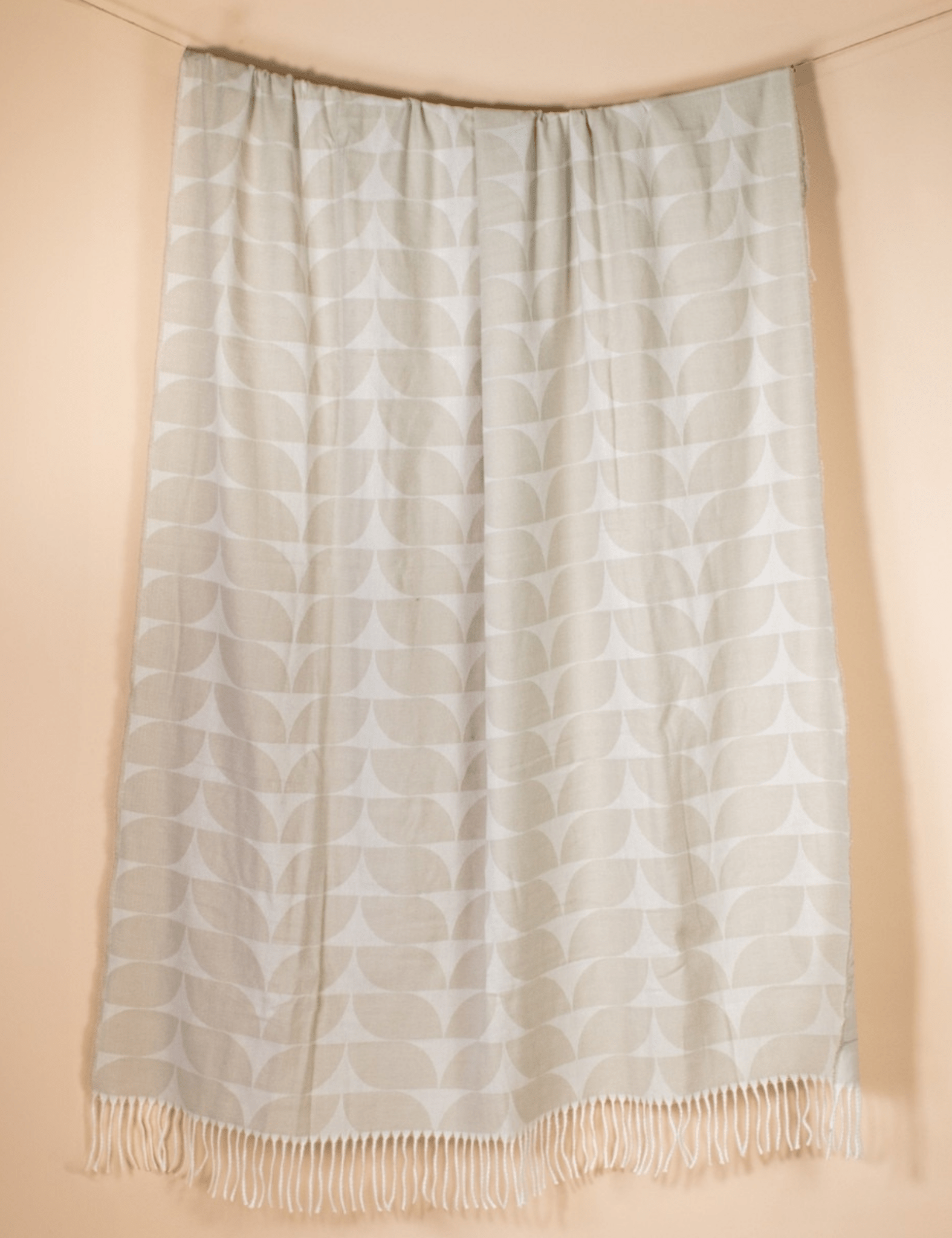 Lindos Throw - Pep & Punch