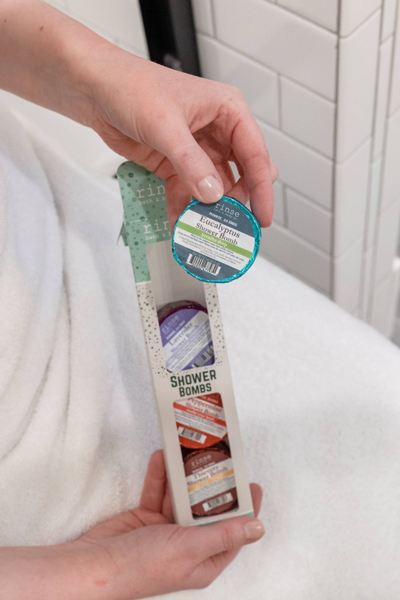 Shower Bomb - 4 Pack - Assorted | Shower Steamers - Pep & Punch